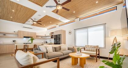 Modern home with private pool, washer/dryer, and WiFi-centrally located