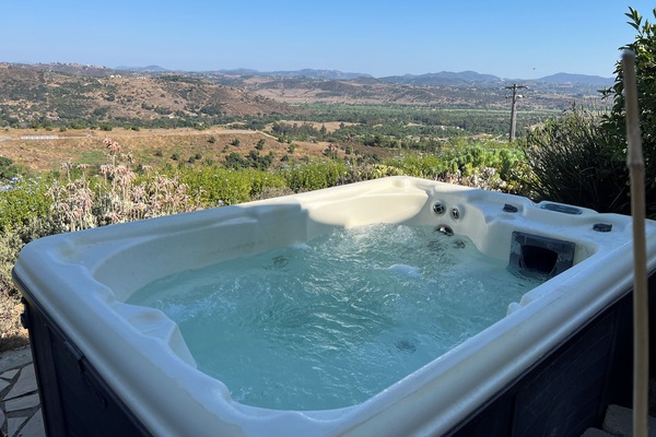 Bañera de hidromasaje exterior
