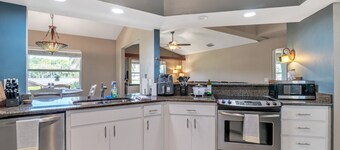 Micanopy Lake Retreat by RedAwning