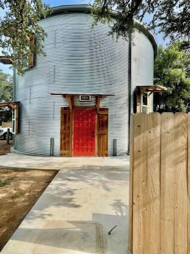 Texas Living, Silo Style


