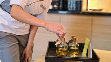 Couples treatment rooms, steam room, body treatments, facials
