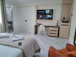 1 bedroom, desk, WiFi, bed sheets