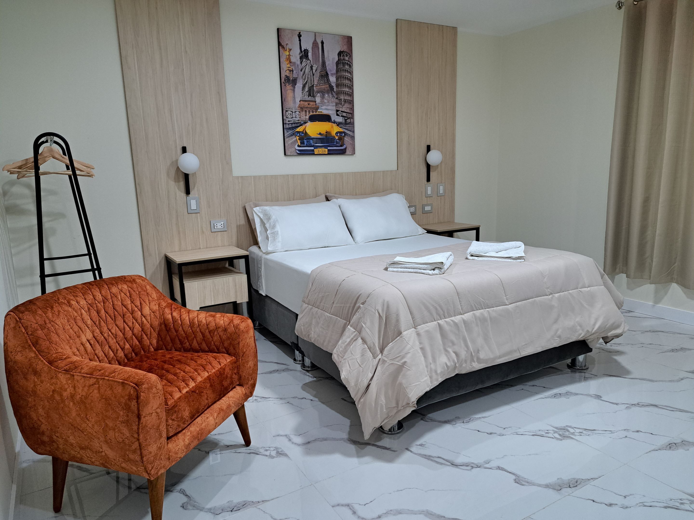 1 bedroom, desk, WiFi, bed sheets