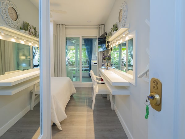 1 slaapkamer, een strijkplank/strijkijzer, gratis wifi, beddengoed
