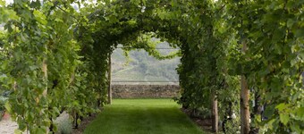 Villa i Santo Stefano Belbo med 6 soverom som kan romme 12