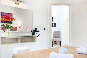 1 chambre, fer et planche à repasser, Wi-Fi, draps fournis