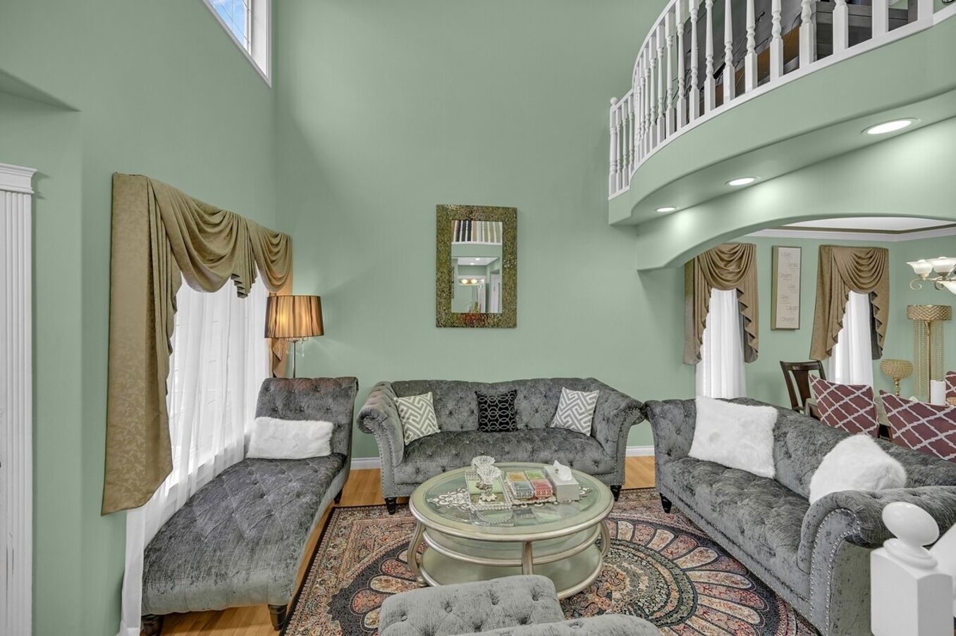 Smart TV, fireplace, DVD player, books