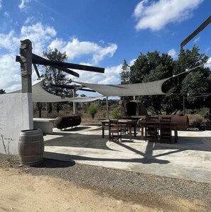 Outdoor dining - DaNik Valle (Ensenada)
