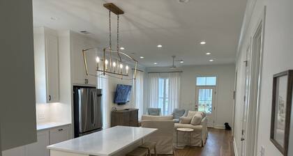 NEW GAMEDAY Home 3-BR/3BA Close to Campus!