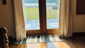 3 間睡房、書桌、免費 Wi-Fi、床單