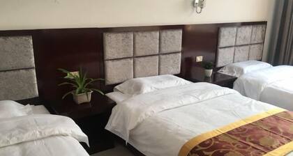 Huashan Xinyi Inn