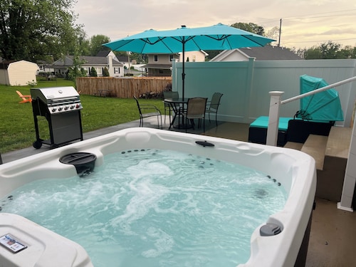 Perfect Family Getaway! Minutes from Attractions!