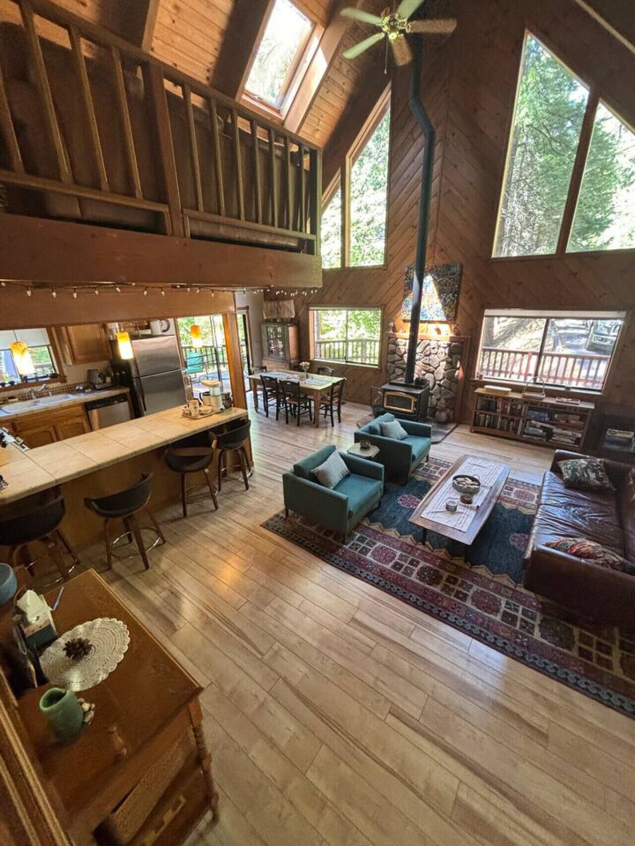 Smart-TV, peis, fotballspill og bordtennis