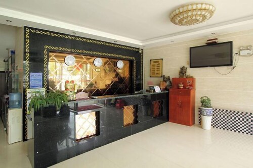 Xing'an Hongfu Business Hotel