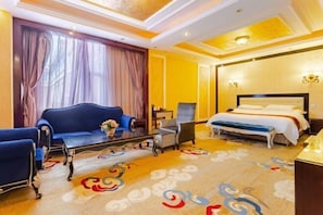 Room - Zoige Grand Hotel (Zoige County People's Government) (Zoige)