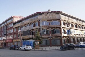Exterior - Zoige Grand Hotel (Zoige County People's Government) (Zoige)