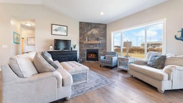 Smart TV, fireplace, video games, foosball