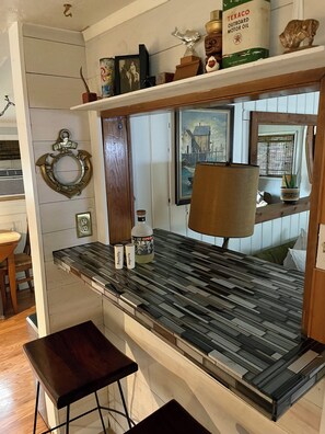 Interior - Adorable Newman Lake Tiny cabin & Bunkhouse steps to beach, WiFi, AC, Fireplace (Newman Lake)