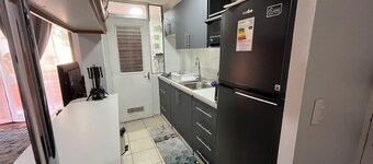 Cómodo y Renovado Frente al Mar, Descansa y Disfruta de una Gran Ubicación