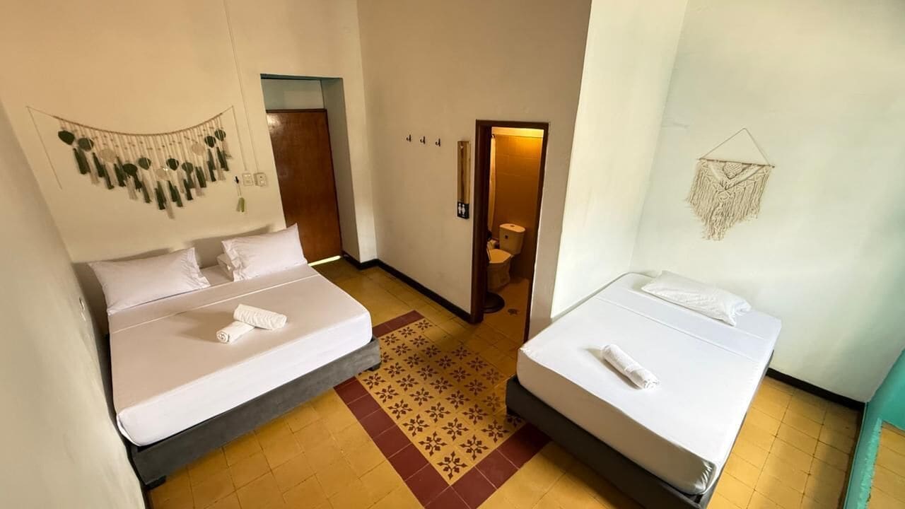 Ropa de cama de alta calidad y wifi gratis 