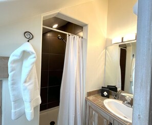 Shower, towels