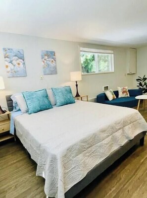 1 habitación, tabla de planchar con plancha, wifi gratis y ropa de cama