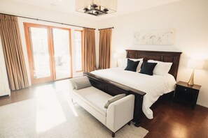 4 chambres, bureau, fer et planche à repasser, Wi-Fi gratuit