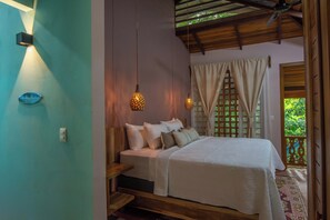 1 bedroom, in-room safe, iron/ironing board, free WiFi