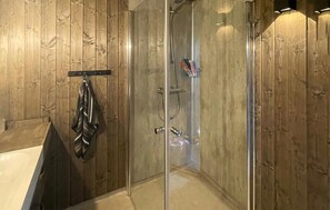 Shower - 3 bedroom stunning home in åseral (Åseral)