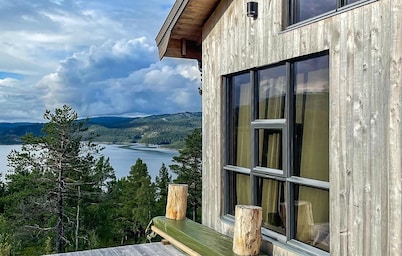 3 bedroom stunning home in åseral