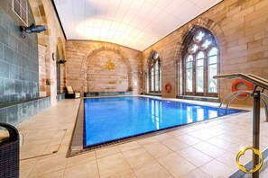 Piscine couverte, piscine chauffée
