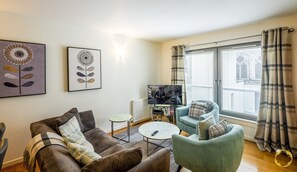 Smart TV, DVD player, table tennis, books - Loch Ness Holiday with Wellness Facilities (Fort Augustus)