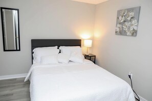 1 soverom, strykejern/-brett, wi-fi og sengetøy