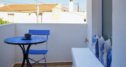 Sapphire Zafeirenias Gem House With Jacuzzi