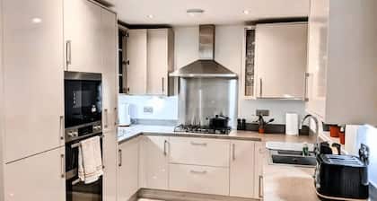 3 bedroom home in Peaceful Village