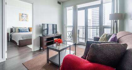GLOBALSTAY. Modern Dunfield Ave 1 Bedroom Apartment