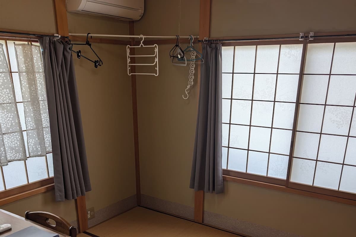 Classic Double Room, Non Smoking, Shared Bathroom