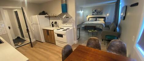 Room, 1 Bedroom, Patio, Garden View | 1 bedroom
