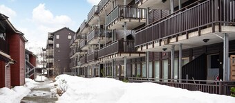 Nice apartment in Tjørhom with WiFi