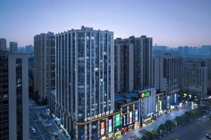 Exterior - No.8 Mansion Theme Hotel (Changsha Guitang Muqiao Subway Station) (Changsha)