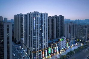 Exterior - No.8 Mansion Theme Hotel (Changsha Guitang Muqiao Subway Station) (Changsha)
