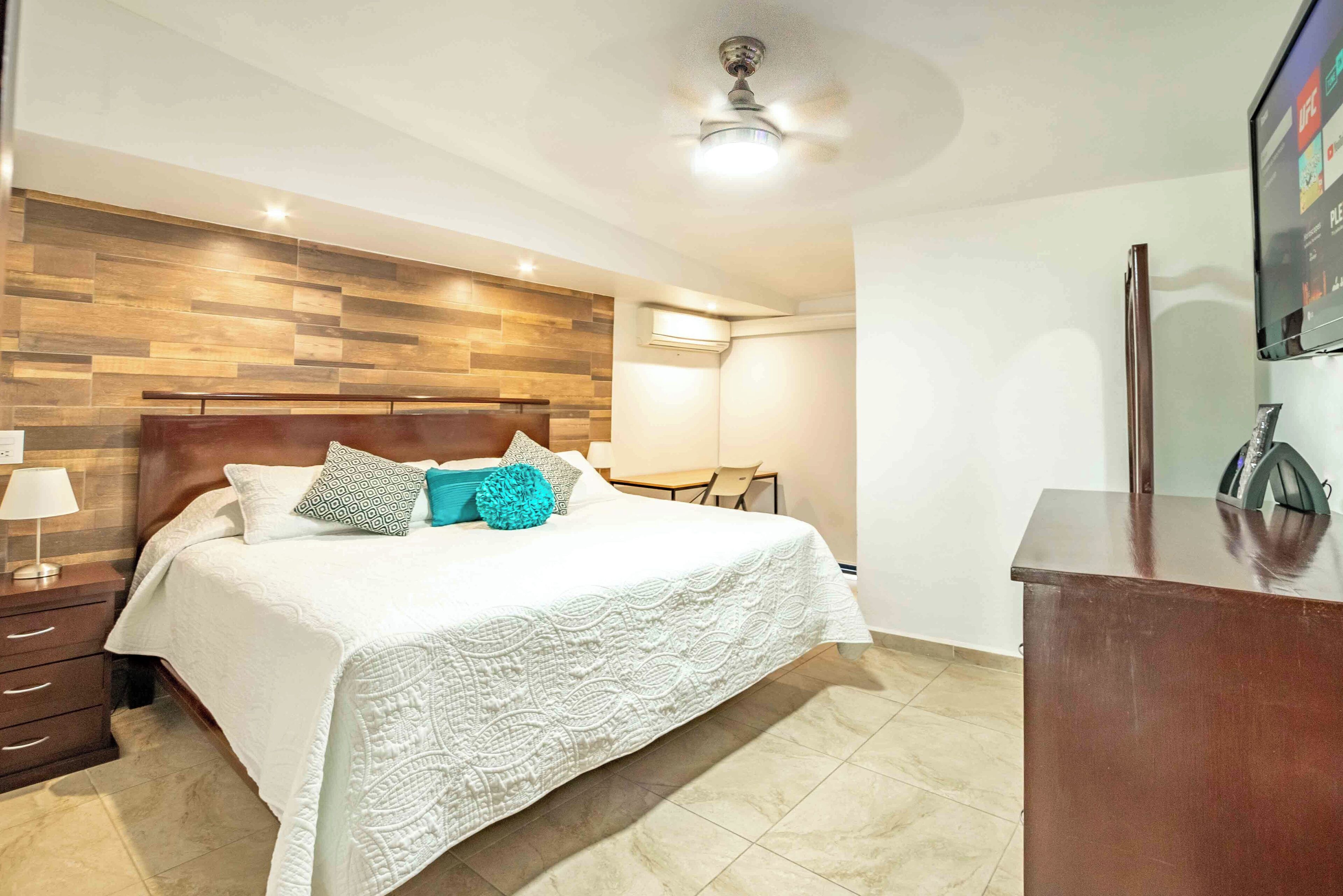 Deluxe House, Non Smoking, Private Pool | 4 bedrooms, desk, laptop workspace, free WiFi