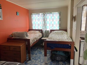 2 bedrooms
