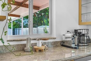 Interior - Modern 3BR GetAway with Parking in Coral Gables (Miami)