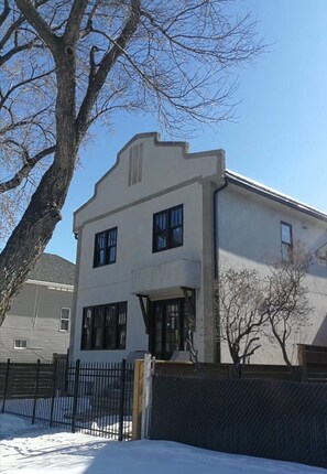 アパートメント 1 ベッドルーム パティオ ガーデンビュー | 外観