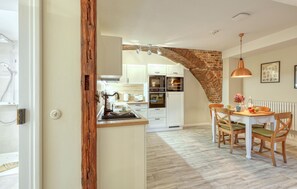 Fridge, stovetop, dishwasher, coffee/tea maker - Amazing apartment in Quedlinburg (Quedlinburg)