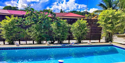 Cottage on the Canal - Pool, Views, Q, Kitchen 35% OFF WHEN USING US CREDIT CARD