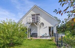 Terrace/patio - Awesome apartment in Ahrenshagen-Daskow (Ahrenshagen-Daskow)