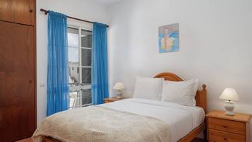 2 chambres, fer et planche Ă repasser, Wi-Fi, draps fournis