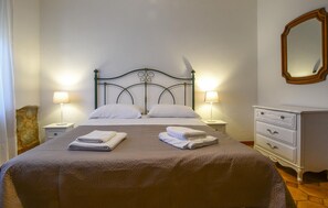 2 多间卧室、旅行婴儿床、免费 WiFi